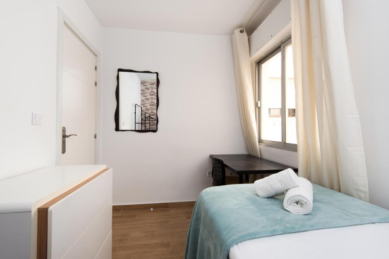 The 7Th Corner, Hugh Apartment Ideal For Groups Malaga Exterior photo
